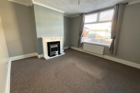 3 bedroom terraced house to rent, St. Francis Avenue, Grimsby, Lincolnshire, DN31