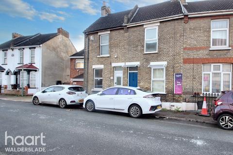 3 bedroom terraced house for sale, Constitution Road, Chatham