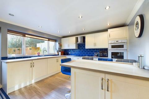 4 bedroom terraced house for sale, Slade Road, High Wycombe HP14