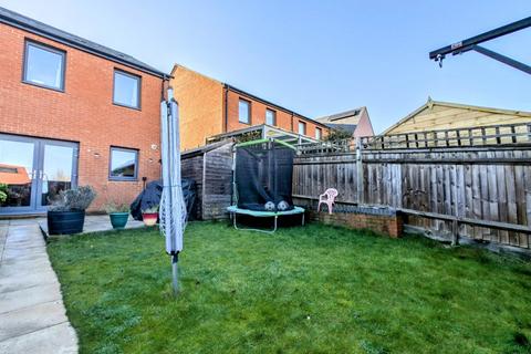 10 James View, Bordon, GU35 0FT