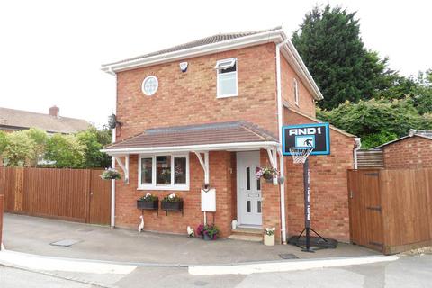 2 bedroom detached house to rent, Fieldside Road, Pulloxhill, MK45 5HN