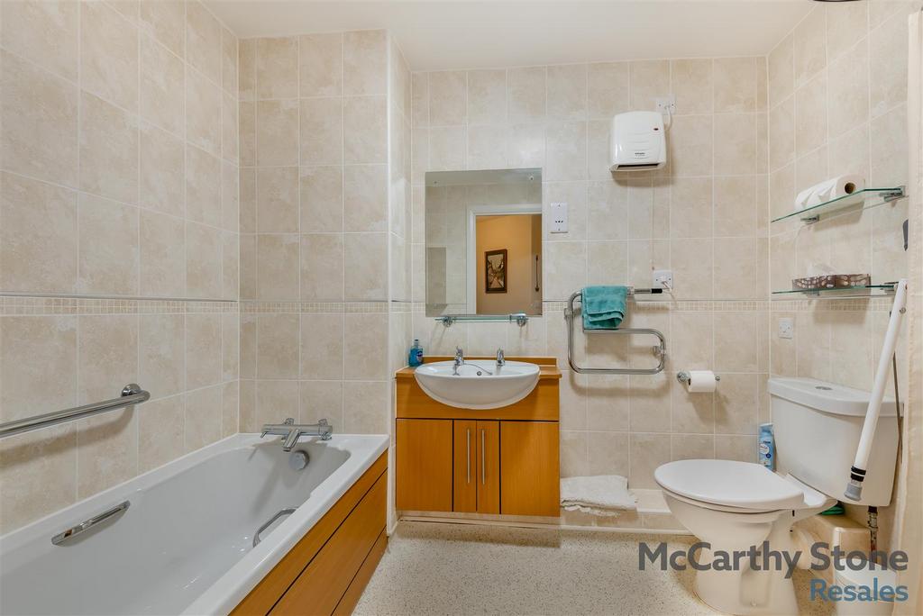 8631042-interior04.jpg