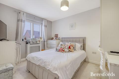 64 Anglia Way, South Ockendon, RM15 5FL