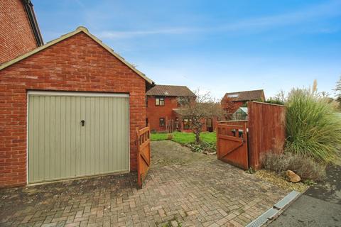 4 bedroom detached house for sale, The Hedges, Swindon SN4