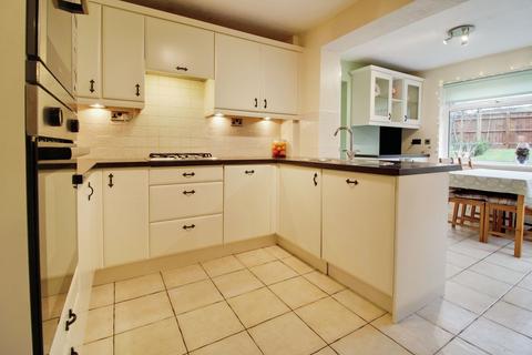 2 The Hedges, Wanborough, Swindon, SN4 0BJ