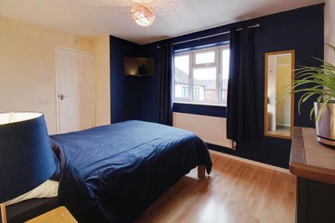 2 The Hedges, Wanborough, Swindon, SN4 0BJ
