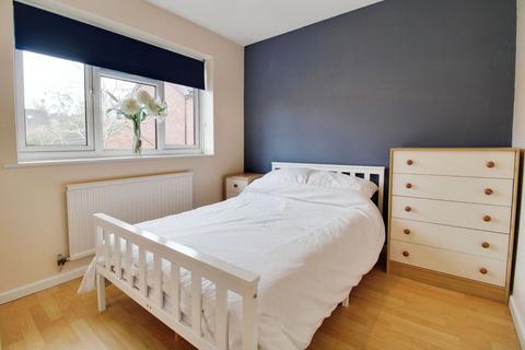 2 The Hedges, Wanborough, Swindon, SN4 0BJ