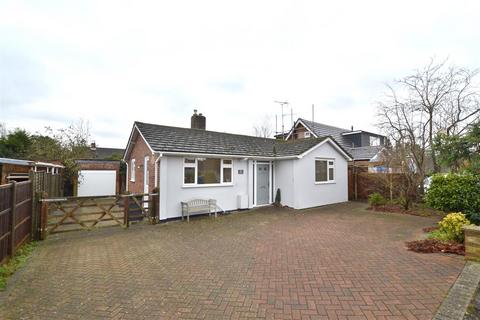 2 bedroom detached bungalow for sale, Madeley Road, Church Crookham GU52