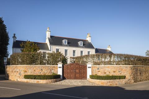 7 bedroom semi-detached house for sale, Le Mont De La Mare St. Catherine, St. Martin, Jersey