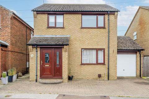 3 bedroom detached house for sale, Hobart Way, Oulton Broad