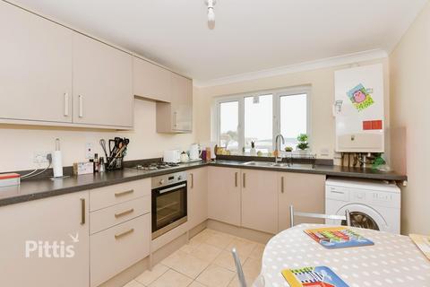 2 bedroom apartment to rent, East Mount Road Shanklin PO37