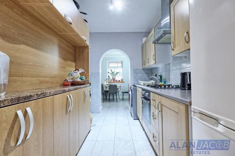 316 Crow Lane, Romford, RM7 0HJ