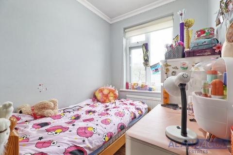 316 Crow Lane, Romford, RM7 0HJ