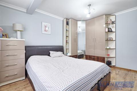 316 Crow Lane, Romford, RM7 0HJ