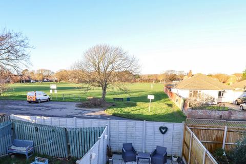 2 bedroom terraced house for sale, Pebble Close, Hayling Island