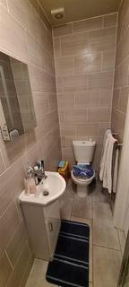 1 bedroom in a house share to rent, Bath Road, Hounslow TW5