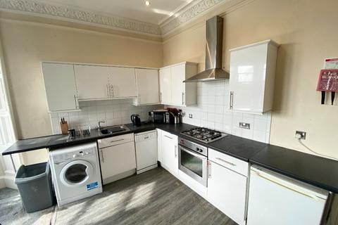 5 bedroom flat to rent, Bruntsfield Place, Bruntsfield, Edinburgh, EH10