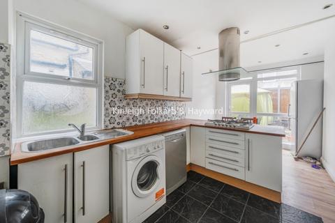 4 bedroom house to rent, Kellino Street London SW17