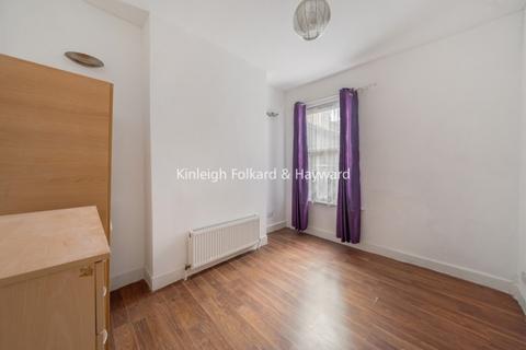 4 bedroom house to rent, Kellino Street London SW17