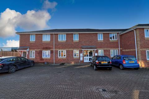 2 bedroom flat for sale, Westminster Court, Colchester CO2