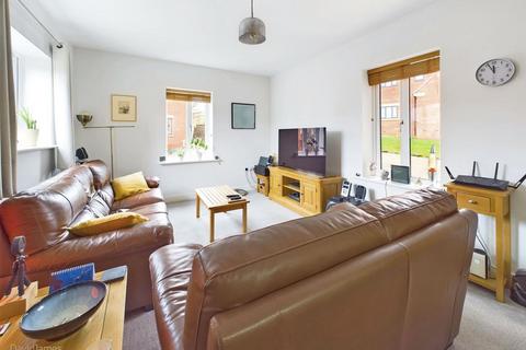 61 Beeston Close, Bestwood Village, Nottingham, NG6 8XG