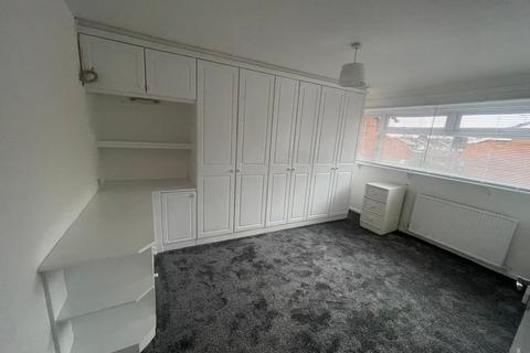 3 bedroom terraced house to rent, Templemore Drive, Great Barr, Birmingham, B43