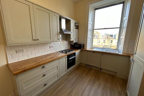 4 bedroom flat to rent, Dalkeith Road, Newington, Edinburgh, EH16