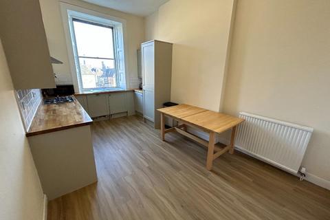 4 bedroom flat to rent, Dalkeith Road, Newington, Edinburgh, EH16