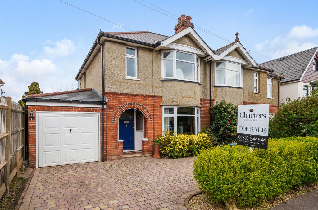 Dolton Road, Maybush, Southampton... 3 bed semi-detached house - £340,000