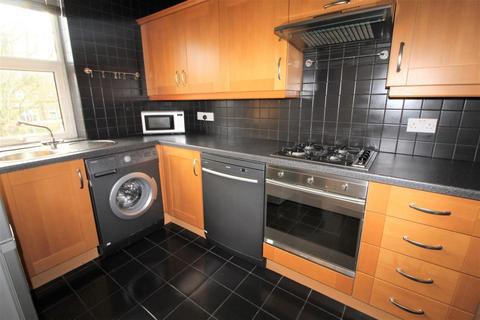 2 bedroom apartment to rent, Apt 3, 30, Street Lane, Leeds