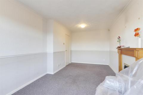 2 bedroom semi-detached bungalow for sale, Turnberry Road, Nottingham NG6