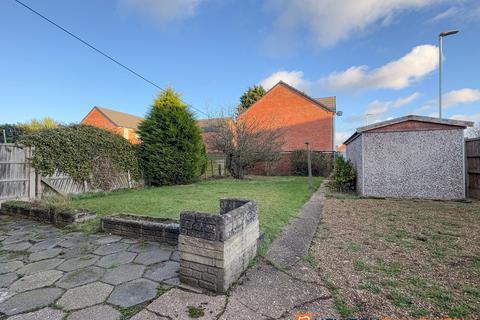 3 bedroom end of terrace house for sale, Lindsay Avenue , Newark NG24