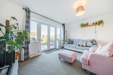 3 Empson Crescent, Witney, OX28 6ND