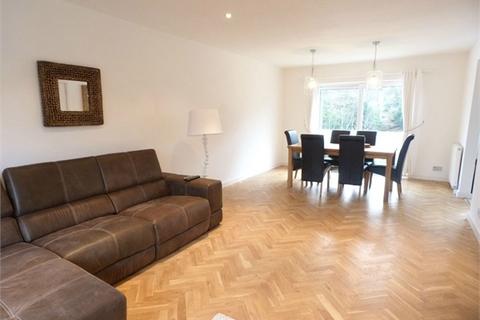 3 bedroom end of terrace house to rent, Angas Court, WEYBRIDGE, KT13