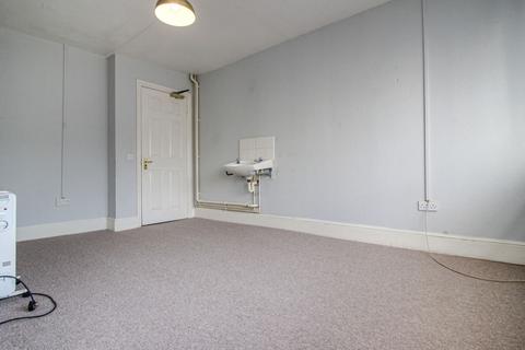 1 bedroom in a house share to rent, Sheep Street, Highworth SN6