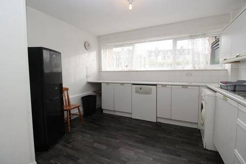 2 bedroom flat to rent, Hillcrest, Baldock, SG7