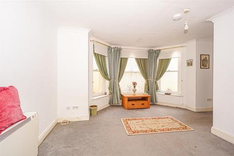 2 bedroom flat for sale, Warrior Square, St. Leonards-On-Sea