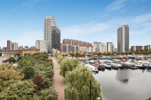 329 Boardwalk Place, London, E14 5SH