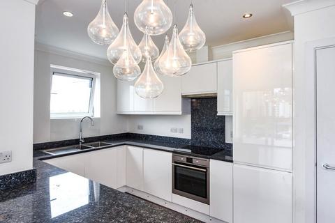 329 Boardwalk Place, London, E14 5SH