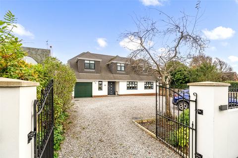 Ferringham Lane, Ferring, Worthing, West Sussex, BN12