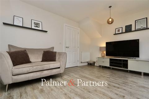 8 Popular Road, Great Blakenham, Ipswich, IP6 0GN