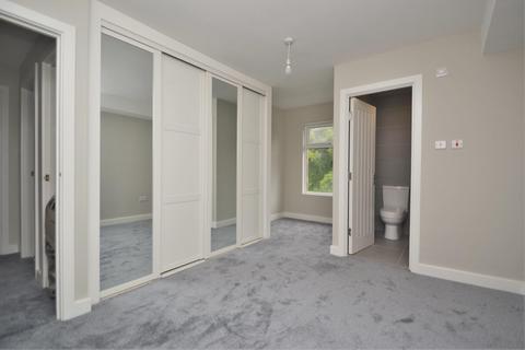 2 bedroom flat to rent, Westfield Terrace, Leeds LS7