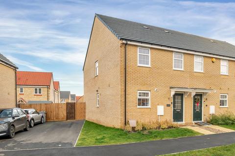 3 bedroom end of terrace house for sale, Holbrook Way, Oakham