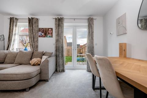 3 bedroom end of terrace house for sale, Holbrook Way, Oakham