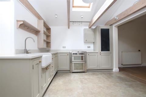 3 bedroom terraced house to rent, Brooklyn Road, Bath BA1