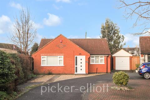 2 bedroom bungalow for sale, Ferness Road, Hinckley LE10