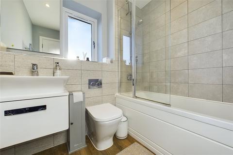 21 Glover Crescent, Arborfield Green, Reading, RG2 9TW