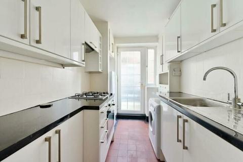 1 bedroom flat for sale, Flat 56 Millbrooke Court, Keswick Road, London, SW15 2RA