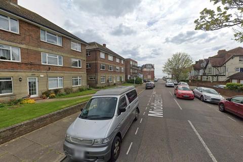 2 bedroom flat for sale, Middlesex Road, Bexhill-on-Sea, TN40