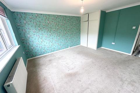 7, Bayeux Court Middlesex Road, Bexhill-on-sea, TN40 1LU